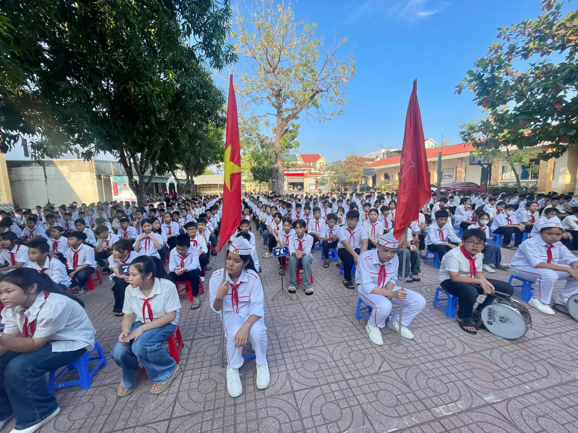 CHÀO CỜ ĐẦU TUẦN